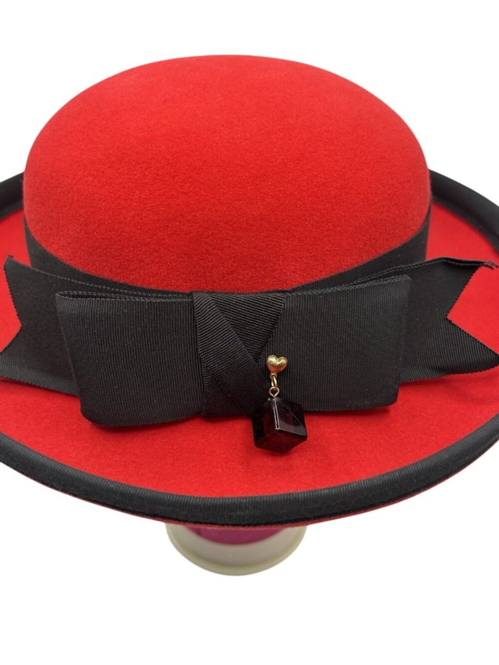 Vintage Adolfo II Red Wool Felt Hat Black Bow Heart Charm USA Excello Chic Style - Picture 2 of 16
